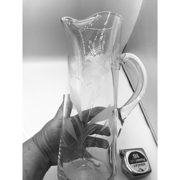 Vintage etched floral and butterflies hand blown cocktail pitcher with mixer. - Picture 10 of 12